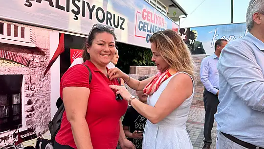 CHP Fethiye'de rozet takma töreni yapıldı