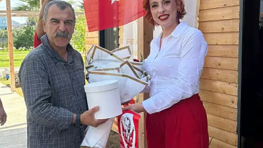 Alzheimer Derneği'nden 100. Yıl kutlaması