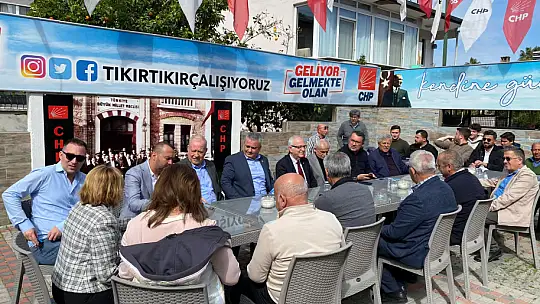 ZEYBEKOĞLU'DAN CHP'YE ZİYARET