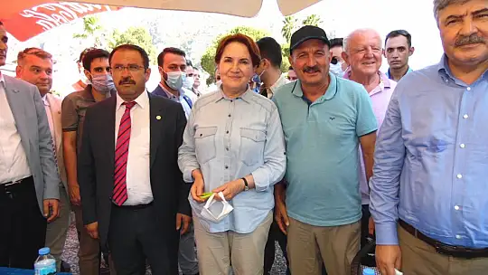 İYİ Parti yaşayan efsaneyle yine yeniden!