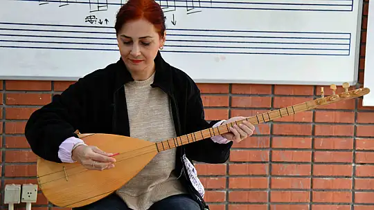 Fethiye Belediyesi bağlama kursu devam ediyor