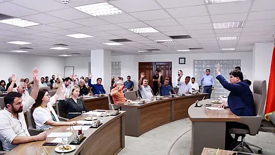 Milli Sporcu Eda Erdem'in ismi Göcek'teki evinin sokağına verildi