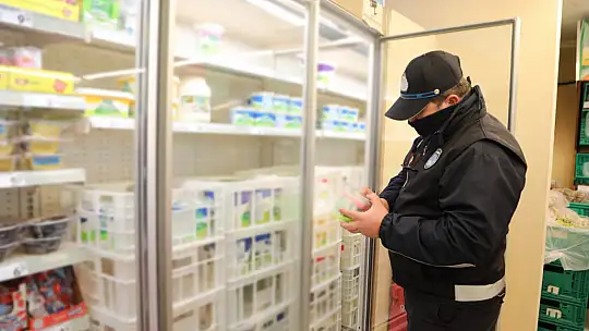 Zabıtadan Etiket Ve Son Kullanma Tarihi Geçmiş Ürün Denetimi