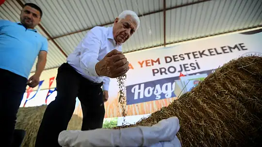 Büyükşehir'den 700 Üreticiye 3 Milyon TL Değerinde Kaba Yem Desteği