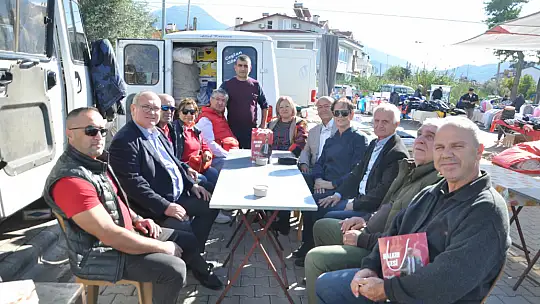 Demir, 'halkın içinde olan bir siyasetçiyim'