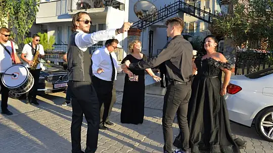Bu düğün unutulmaz
