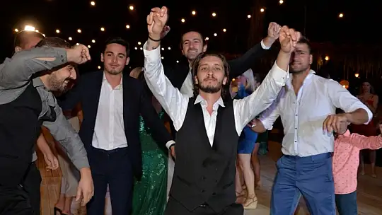 Bu düğün unutulmaz