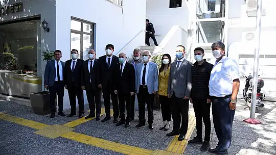 Öztunç, Karaca'yı makamında ziyaret etti