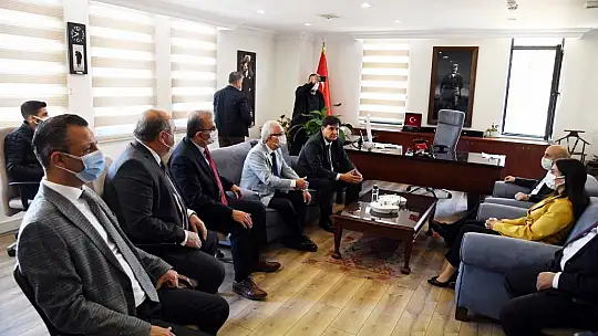 Öztunç, Karaca'yı makamında ziyaret etti