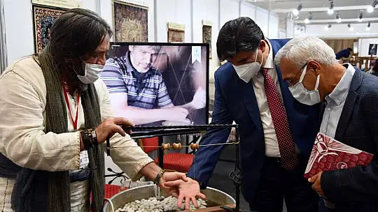 2. Craft İstanbul El Sanatları Fuarı'na Üzümlü Dastarı defilesi damga vurdu