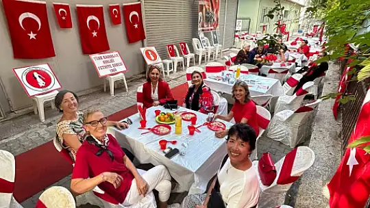 Alzheimer Derneği'nden 100. Yıl kutlaması