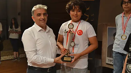 Faik Torunoğulları, Satranç Turnuvasında Ödüller Sahiplerini Buldu