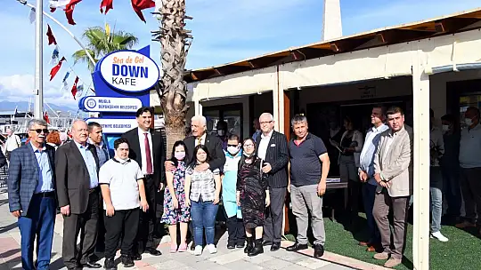 Sen de Gel Down Kafe Açıldı