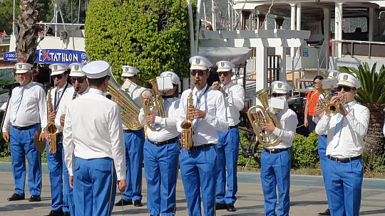 2022-2023 EĞİTİM ÖĞRETİM YILI TÖRENLE BAŞLADI