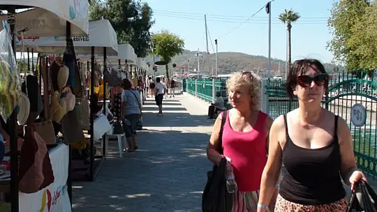 EL EMEĞİ ÜRÜNLER SAHİPLERİNİ BEKLİYOR