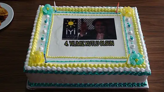 İyi Parti Fethiye, kuruluş yıl dönümünü kutladı