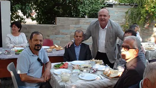 BAŞKAN DEMİR MUHTARLARLA BİR ARADA