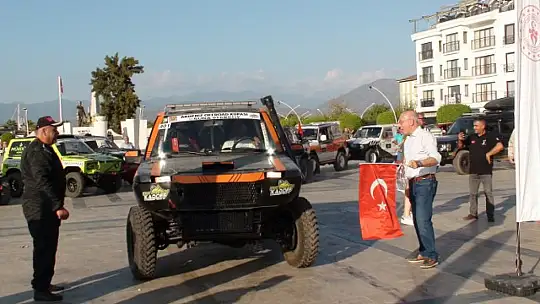OFFROAD ARAÇLARI, BEŞKAZA MEYDANI'NDA