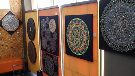 SOKAK HAYVANLARI ADINA SERGİ