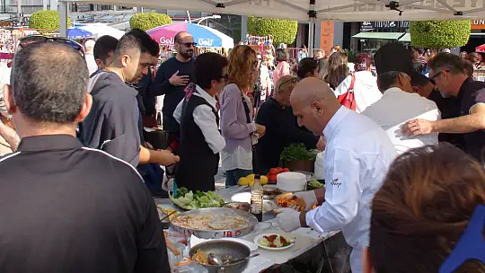 YENİ YIL PAZARI KURULDU