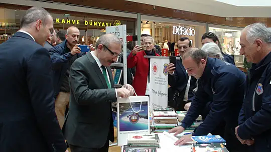 CEZA VE TEVKİFEVLERİ GENEL MÜDÜRLÜĞÜ'NDEN KİTAP BAĞIŞ KAMPANYASI