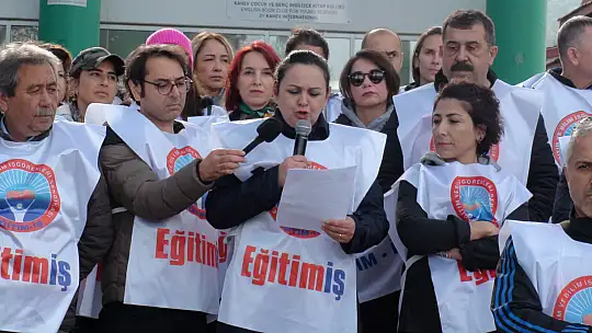 ÖĞRETMENLERDEN İŞ BIRAKMA EYLEMİ