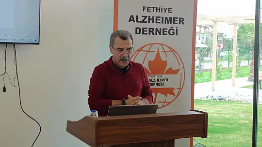 ALZHEİMER DERNEĞİNDEN ANLAMLI SUNUM