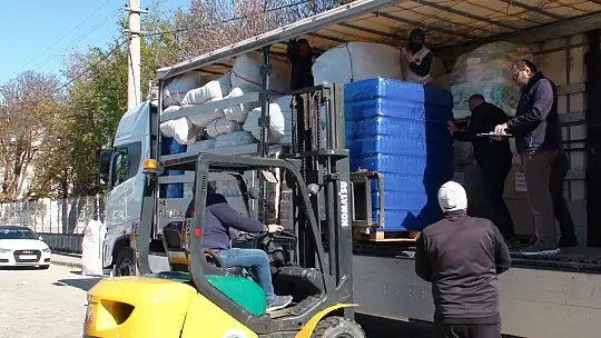 YARDIM TIRLARI DUALAR İLE FETHİYE'DEN YOLA ÇIKTI