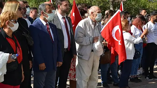 Fethiye'de STK'lardan Cumhuriyet Bayramı Kutlaması