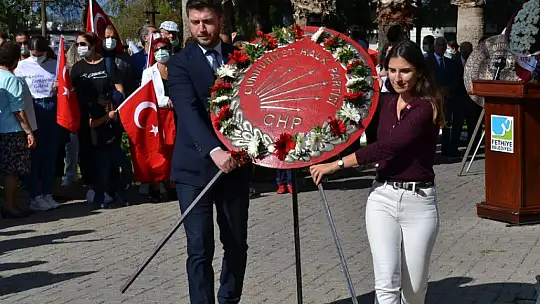 Fethiye'de STK'lardan Cumhuriyet Bayramı Kutlaması