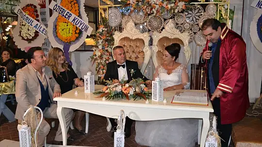 Meltem Avcılık ile Hakan Yıldırım rüya gibi bir düğünle dünya evine girdi