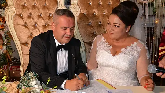 Meltem Avcılık ile Hakan Yıldırım rüya gibi bir düğünle dünya evine girdi