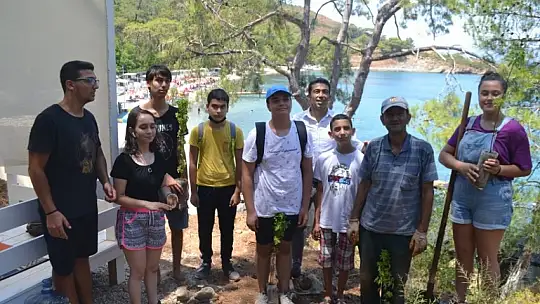 Büyük Samanlık Plajı'nda ağaç dikim etkinliği