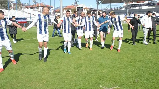 Fethiyespor'da liderlik sevinci