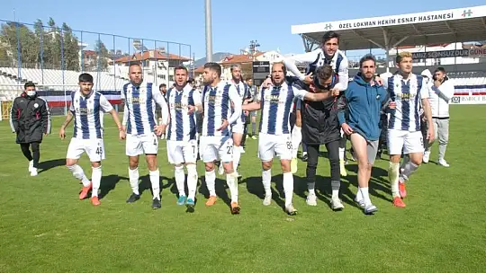 Fethiyespor'da liderlik sevinci