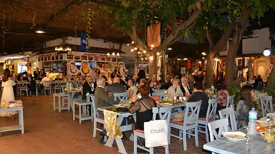 Meltem Avcılık ile Hakan Yıldırım rüya gibi bir düğünle dünya evine girdi