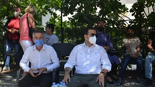 Özel öğrencilerin mezuniyet sevinci