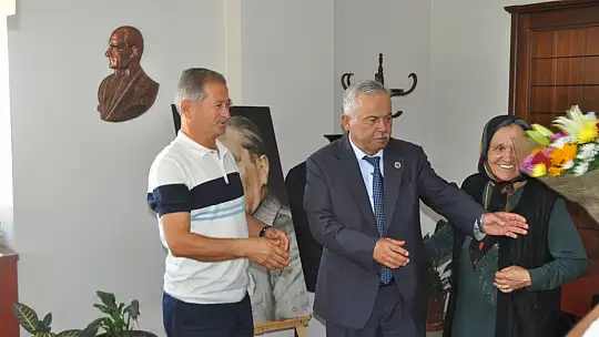 Aday Adayı Çaylı, ziyaretlerini sürdürüyor 