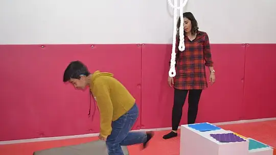 'Duyu Bütünleme' Nursel Özdemir Kurumları'nda