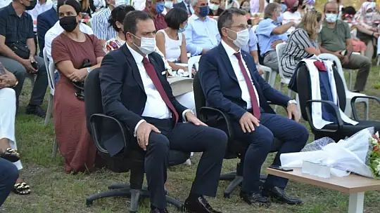 Öğrencilerin mezuniyet heyecanı