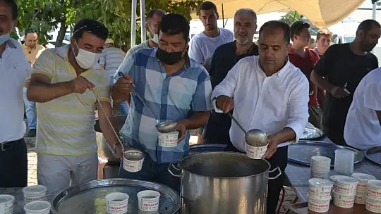 İksirci Tezcan'dan aşure etkinliği