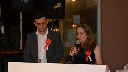 Girne Koleji Cumhuriyet balosunda bir araya geldi