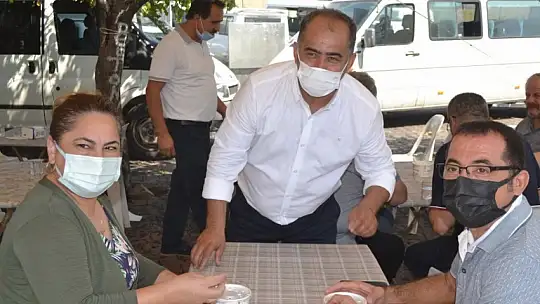 İksirci Tezcan'dan aşure etkinliği