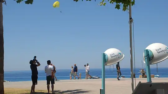 Özel öğrenciler teleferik ve yamaç paraşütü keyfi yaşadı