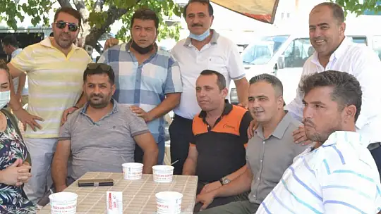 İksirci Tezcan'dan aşure etkinliği