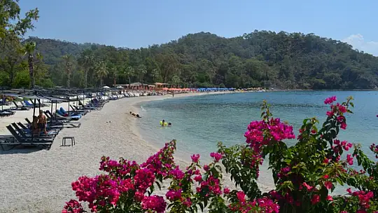AKDENİZ'İN KIYISINDA BİR İNCİ, GÜNLÜKLÜ THE BAY BEACH
