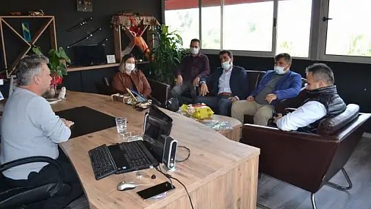 Köktener'e teşekkür plaketi