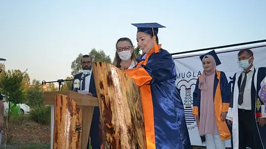 Öğrencilerin mezuniyet heyecanı