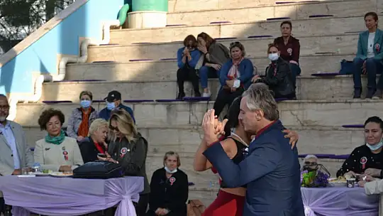 Türk kadınlar Birliği 50. Yılını kutladı