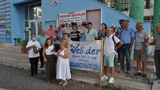 Öğrenciler için Kahvaltı ve Yemek Talep Ettiler